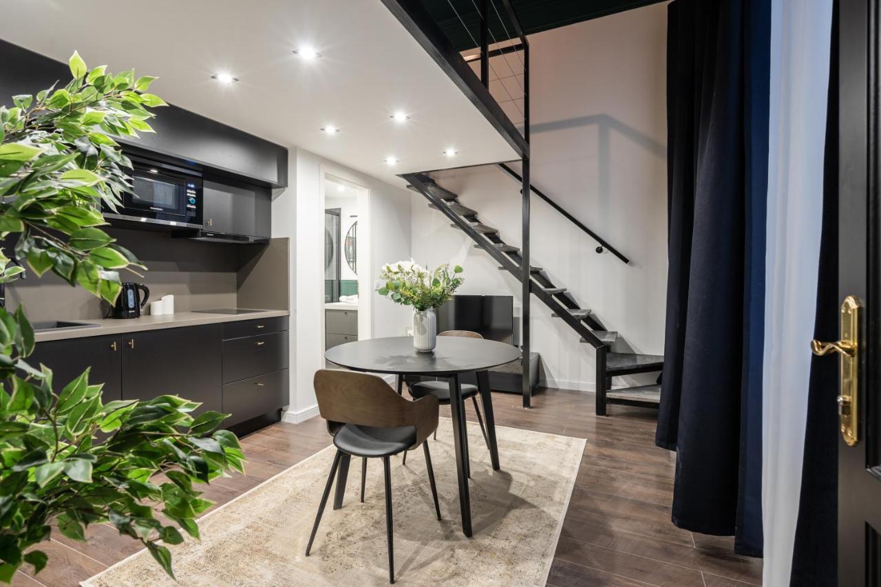 E41 - Trendy Boutique Apartments - Prime Spot By Bqa Budapest Ruang foto