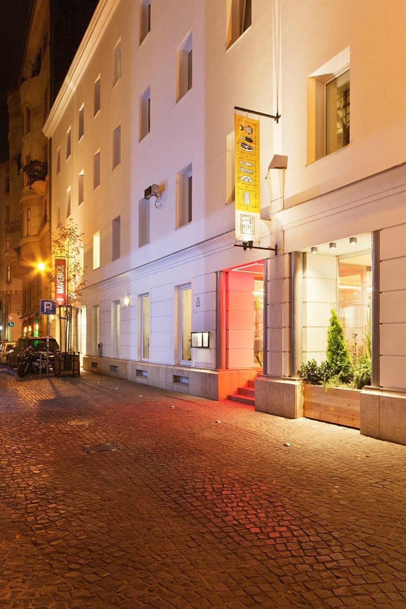 E41 - Trendy Boutique Apartments - Prime Spot By Bqa Budapest Bagian luar foto