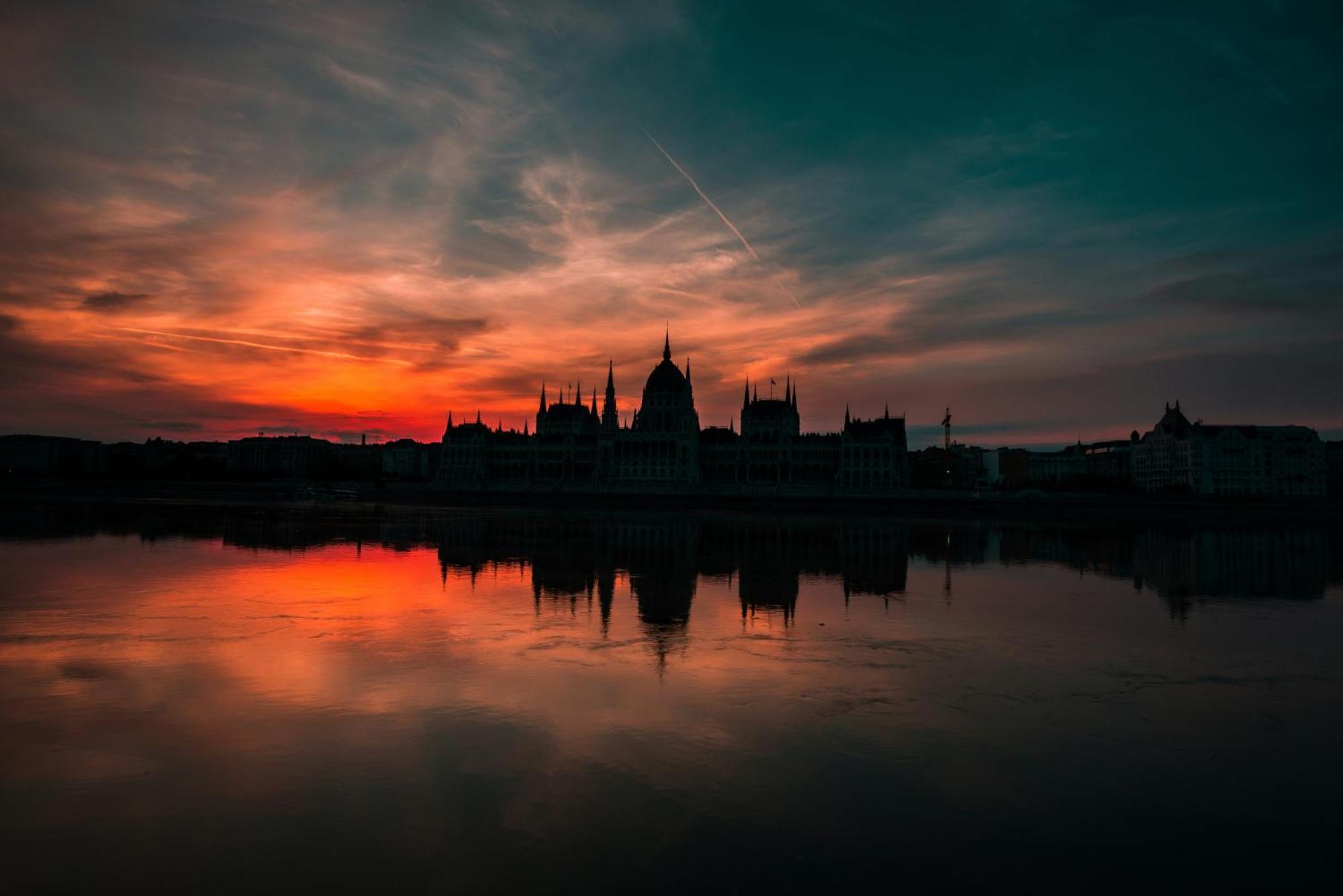 E41 - Trendy Boutique Apartments - Prime Spot By Bqa Budapest Bagian luar foto